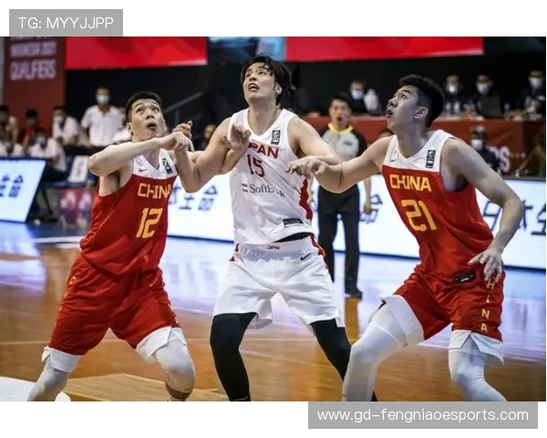 高帮鞋下的巅峰之王：足球界飒爽登场